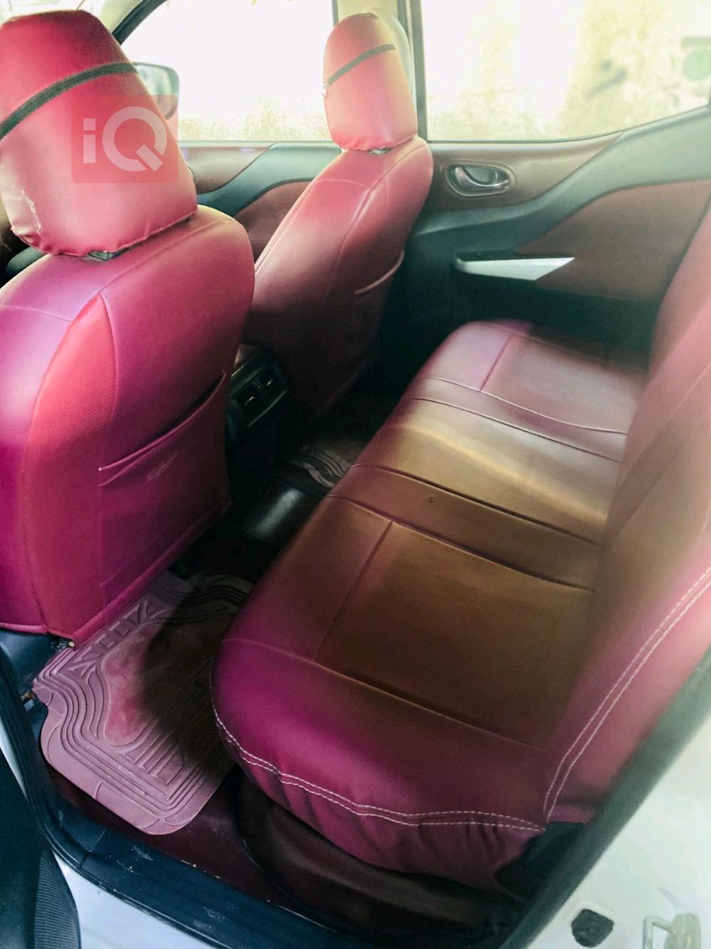 نيسان نافارا